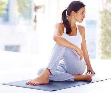 sitting spinal stretch sciatica